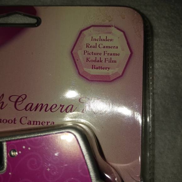 NWT! Disney Princess Kodak Camera with film - Picture 4 of 11